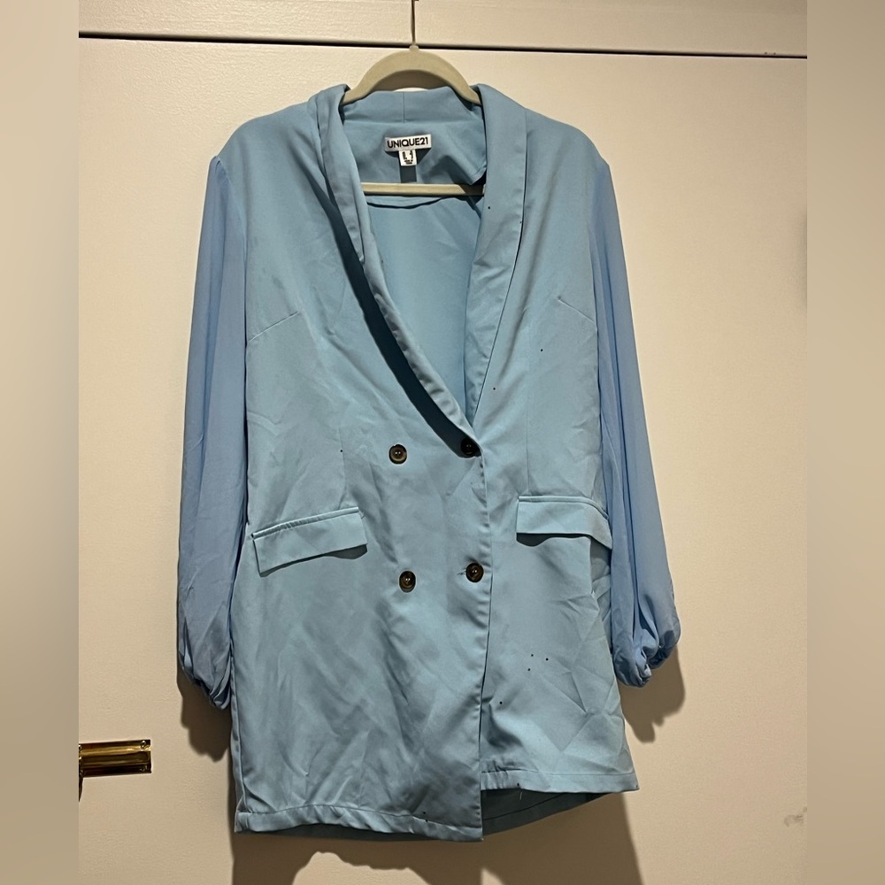 Blazer with Flowy Sleeves